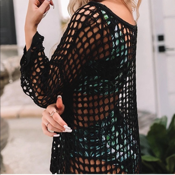 black square knit top - Picture 4 of 7